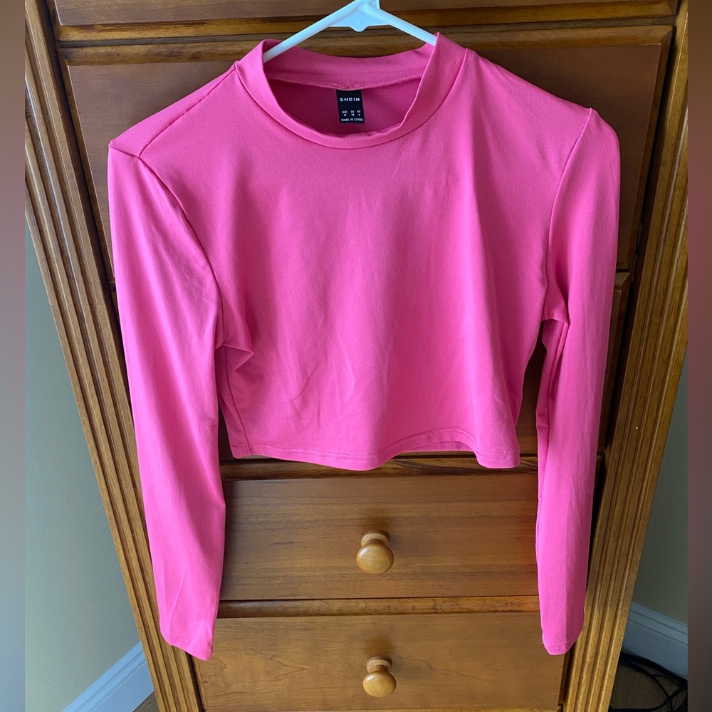 Never worn long sleeve crop top